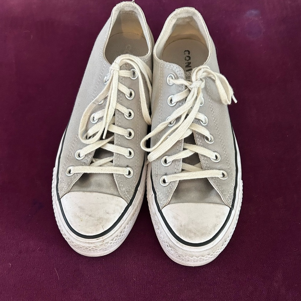 Converse Light Gray Canvas Shoes Platform.